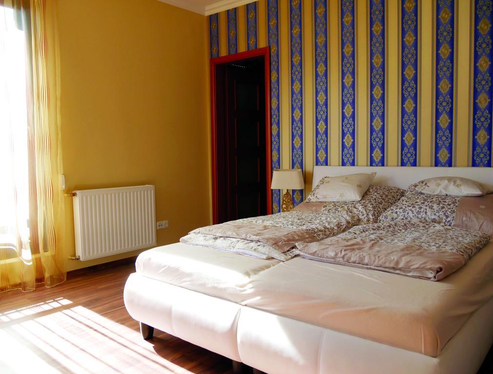 Lakeside Luxury Apartment Zamardi Bagian luar foto